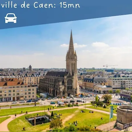 Le Nid Douillet Proche De La Mer. La Clef Des Paons